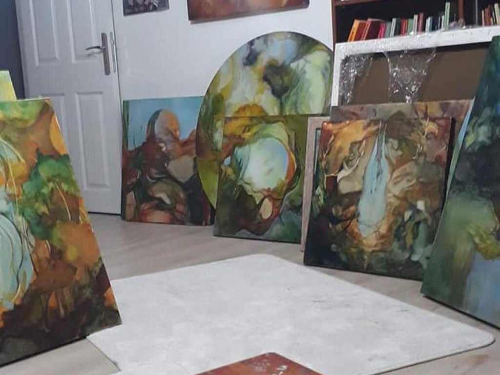 Atölyeden Kareler 6 Özge Koz Sanat Atölyesi — Bahçelievler atölye ortamı 6